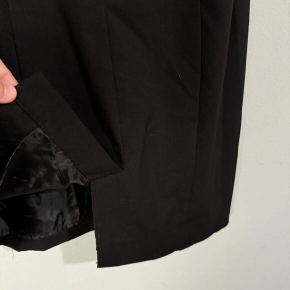 H&M Essential Little Black Dress 12 - Picture 4 of 6